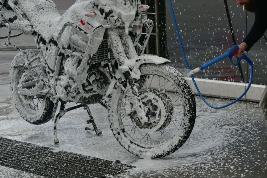 Motociklu mazgāšana - NEMO WASH